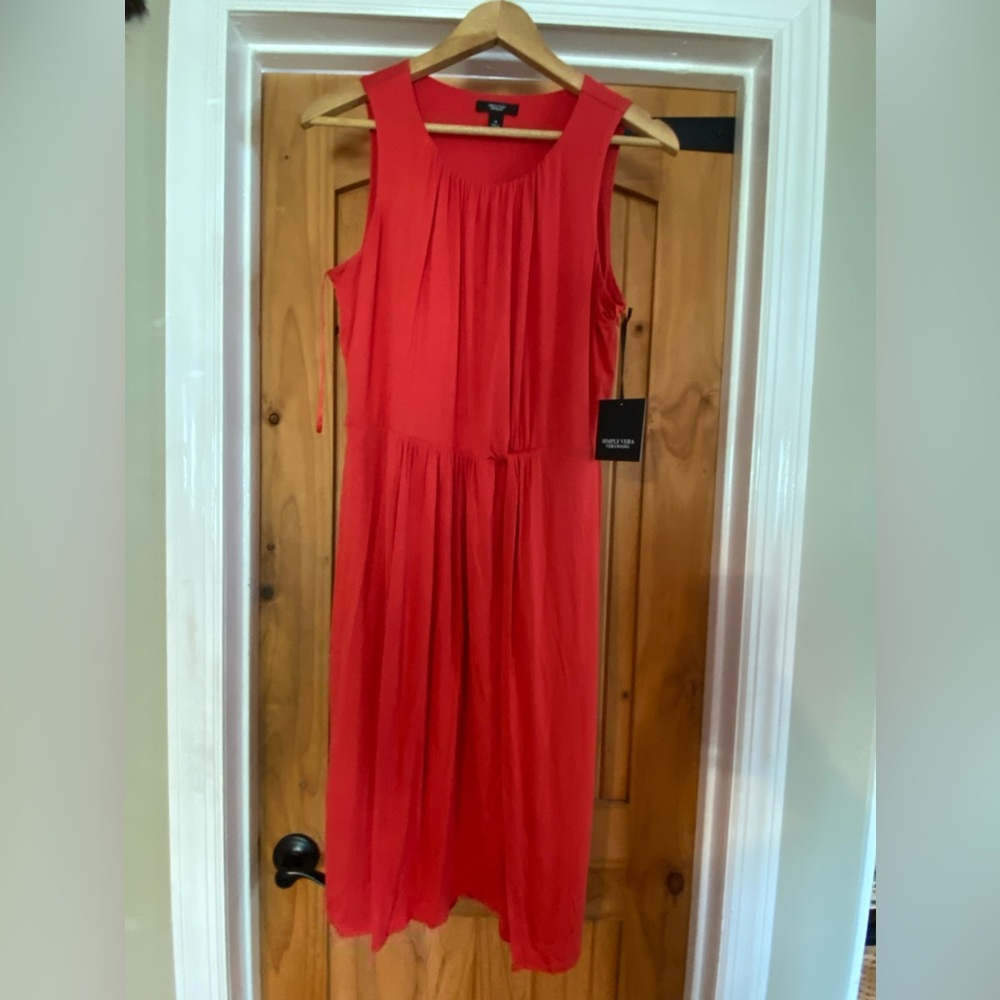 Simply Vera by Vera Wang Dress in Coral. Size M. NWT.
